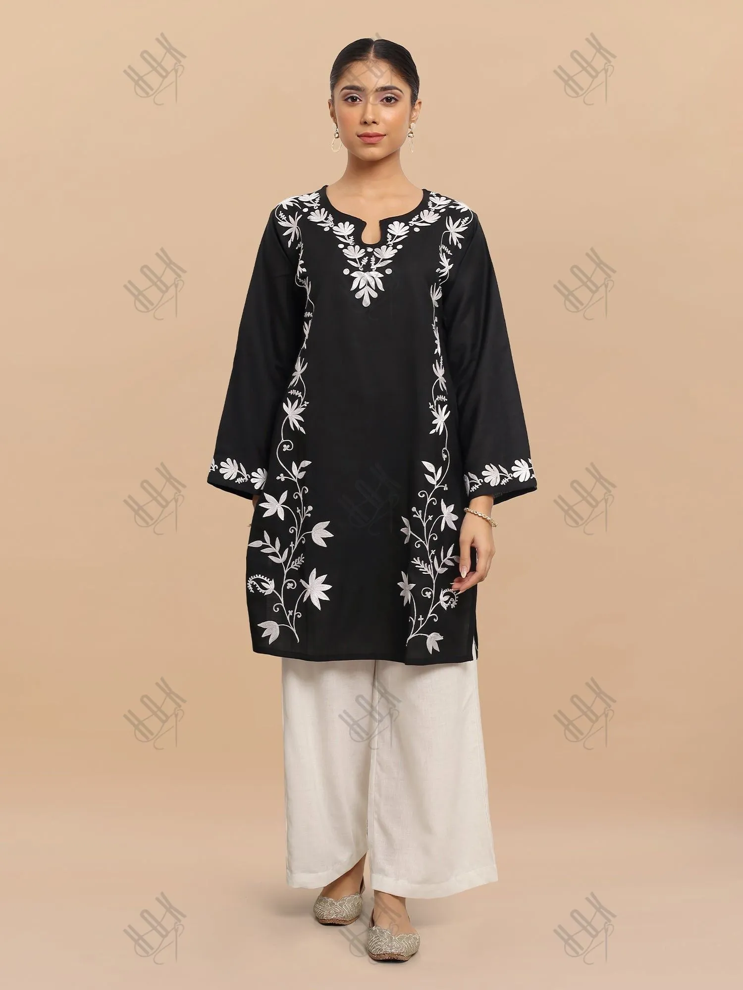 Falak Kashmiri Long Kurta - Black