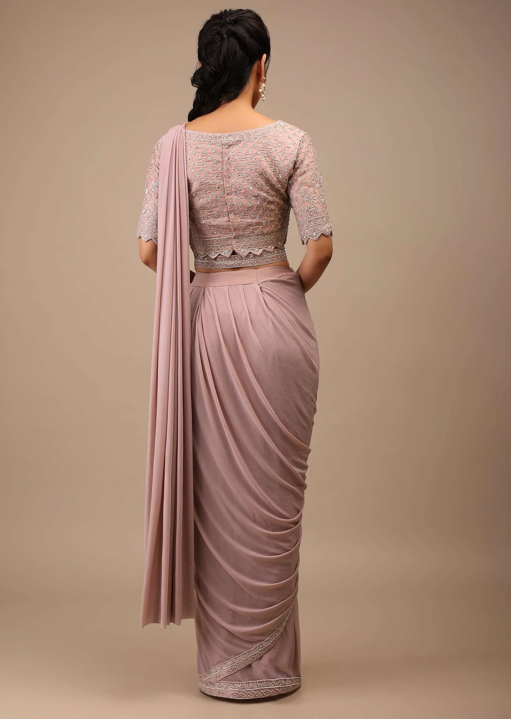 Misty Rose Pleated Saree In Lycra Blend Detailed With Embroidery Work On Pallu Border And Moroccan Jaal